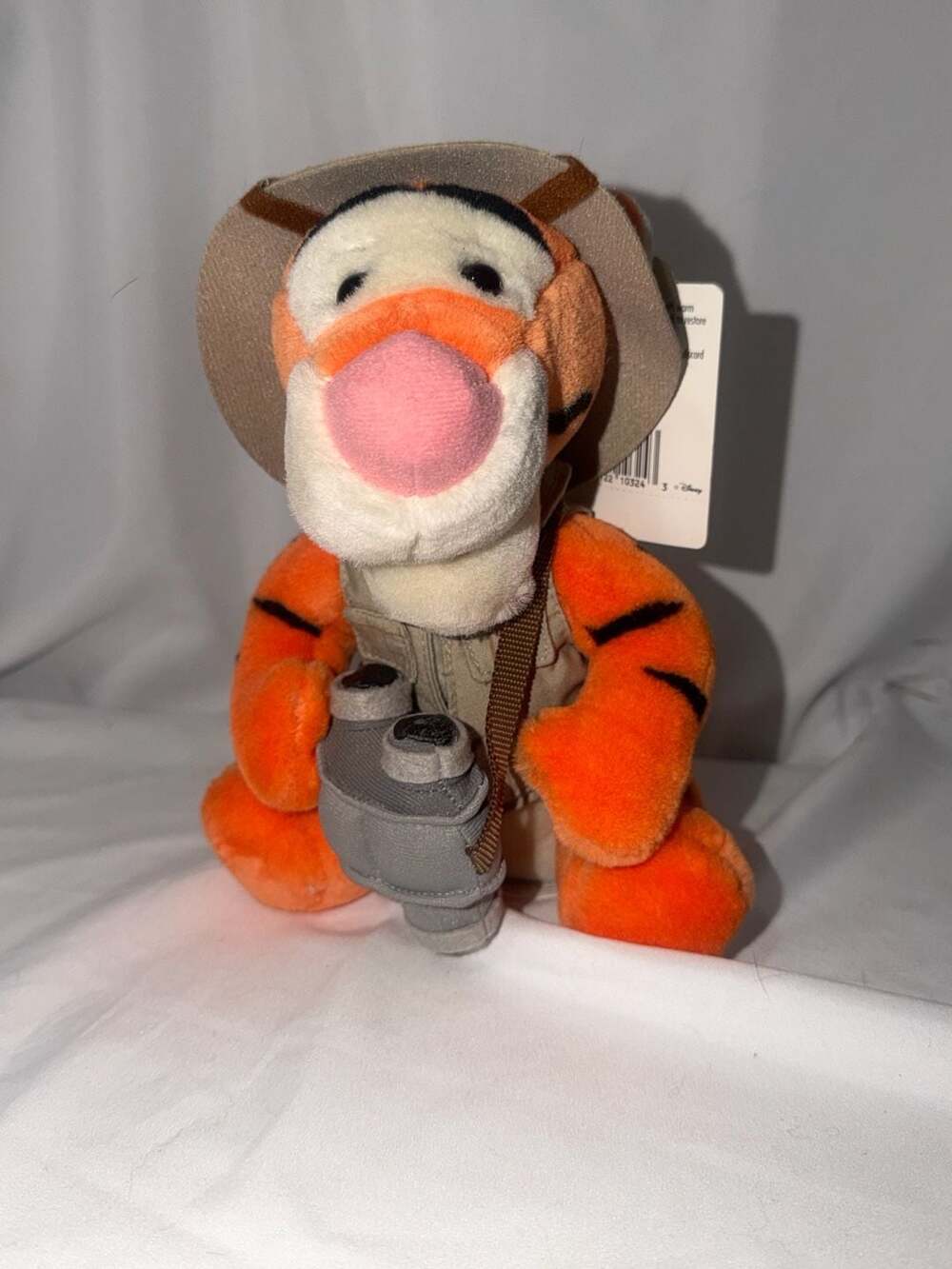 Disney Parks Animal Kingdom Safari Tigger Plush With Binoculars